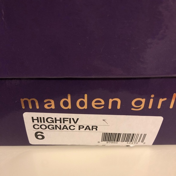 Madden Girl hiighfiv wedge sandals - Picture 5 of 5